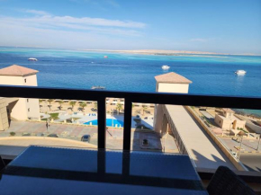 Studio for rent in the view 607